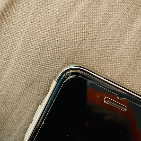 iPhone 8 - Picture 5 of 6